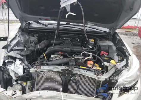 2017 Subaru Crosstrek 2.0I Premium z USA, uszkodzony, nr VIN JF2GPABC5H8235323